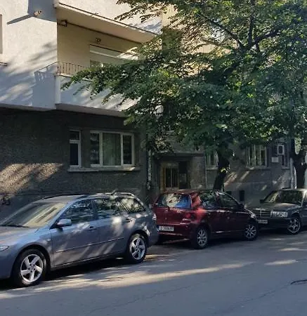 Селена 3 * Warna